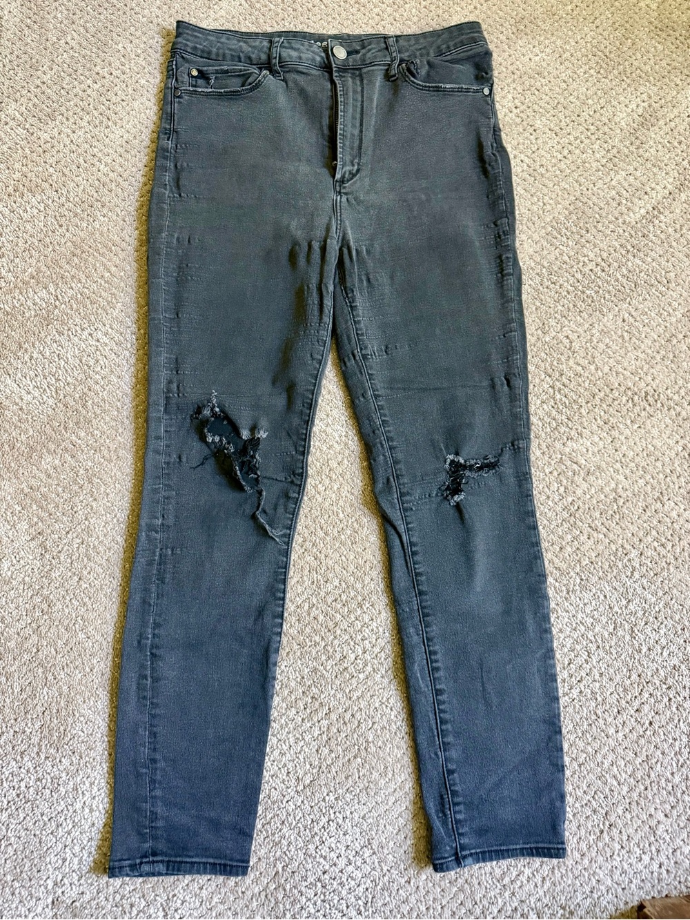 Articles Of Society Women's Black Ripped Skinny Jeans